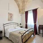 Bed & Breakfast Corte Regina Esther 3*