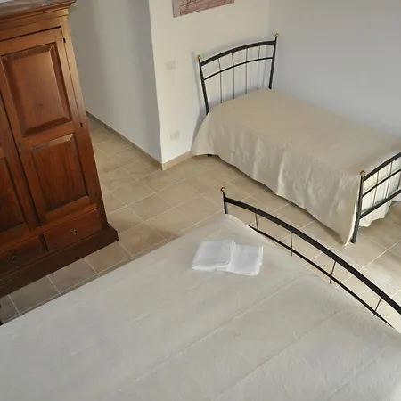 Bed & Breakfast Corte Regina Esther *