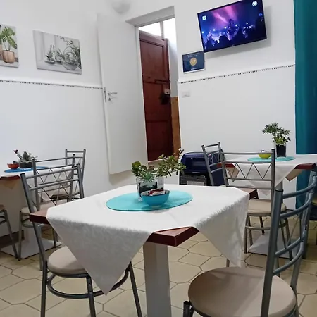 Corte Regina Esther Bed & Breakfast Veglie