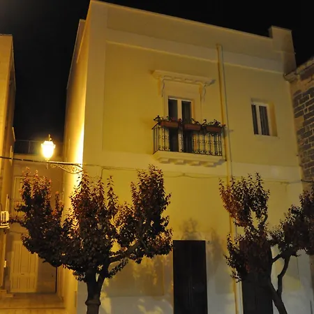 Corte Regina Esther Bed & Breakfast Veglie