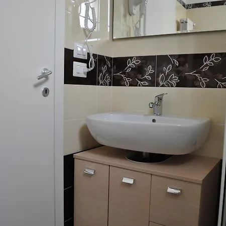 Bed & Breakfast Corte Regina Esther 3*