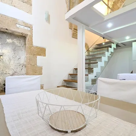 Corte Regina Esther ヴェーリエ