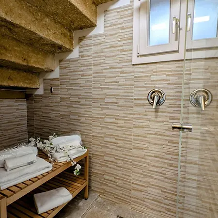 Corte Regina Esther 3* Veglie