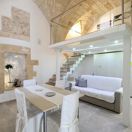 Corte Regina Esther Bed & Breakfast Veglie