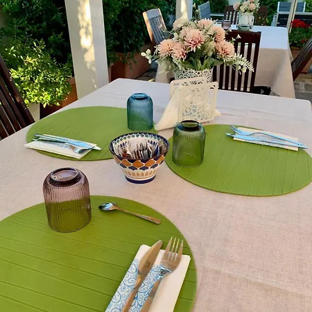 Corte Regina Esther Bed & Breakfast