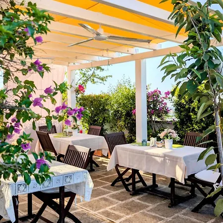 Bed & Breakfast Corte Regina Esther Veglie